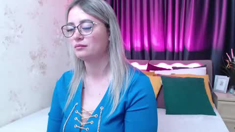 Snapshot of kriiskiss chatting on 16, 4, 2026 Kriss online show from 16, 4, 2026