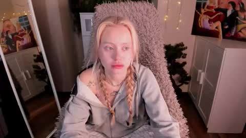 kris_grant online show from 4, 12, 2025