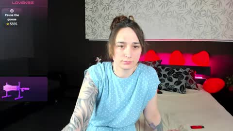 Snapshot of kris_stoun chatting on 1, 3, 2025 kris_stoun online show from 1, 3, 2025