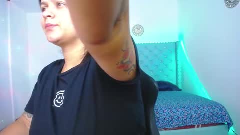 kriss_sweetboobs online show from 15, 1, 2025