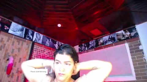 kriss_sweetboobs online show from 1, 5, 2026