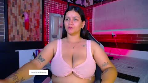 kriss_sweetboobs online show from 2, 5, 2026