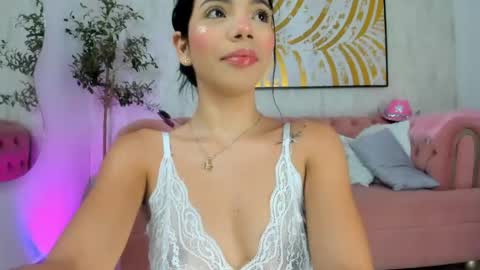 Krisstine  online show from 16, 5, 2026