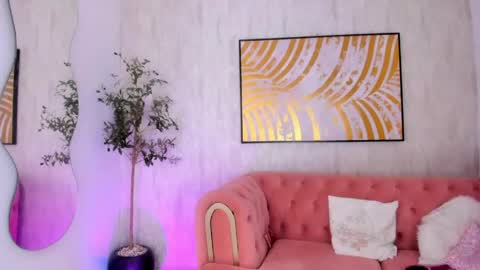 Krisstine  online show from 17, 5, 2026