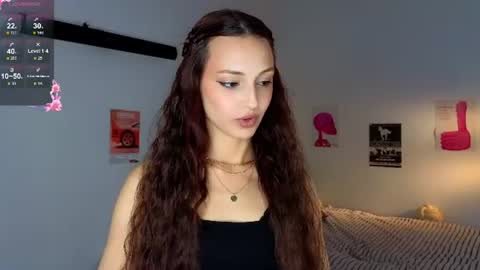 Snapshot of krisss__kisss chatting on 7, 7, 2026 Kriss online show from 7, 7, 2026
