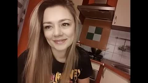 KrissSexi online show from 8, 1, 2025