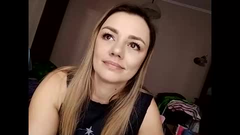 KrissSexi online show from 16, 1, 2025