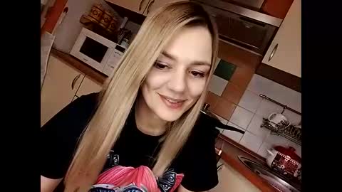 KrissSexi online show from 1, 3, 2025