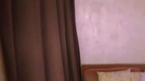 Snapshot of kristal_madness chatting on 12, 3, 2025 kristal_madness online show from 12, 3, 2025