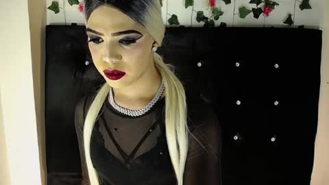 kristal_queen01 online show from 12, 4, 2026