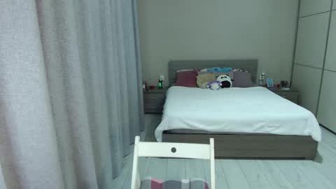 Snapshot of kristall_xxx chatting on 8, 3, 2025 twitter    Annemarye 23 online show from 8, 3, 2025