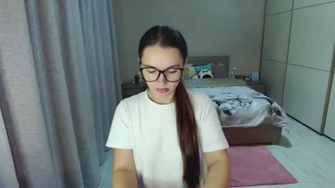 Snapshot of kristall_xxx chatting on 21, 10, 2025 twitter    Annemarye 23 online show from 21, 10, 2025