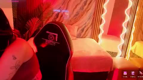 kristen_tay online show from 9, 6, 2026