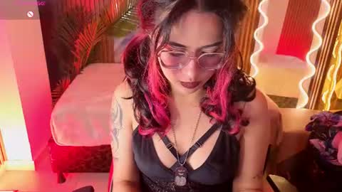 kristen_tay online show from 11, 6, 2026