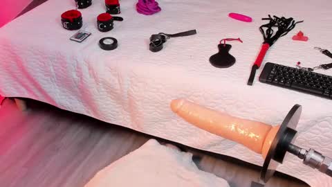 Kristen Bread online show from 23, 9, 2025