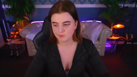 kristifoxy online show from 19, 5, 2026