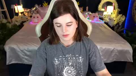 kristifoxy online show from 14, 6, 2026