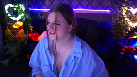 kristimoons online show from 28, 2, 2025