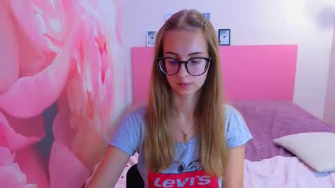 Kristina Adel online show from 6, 10, 2025