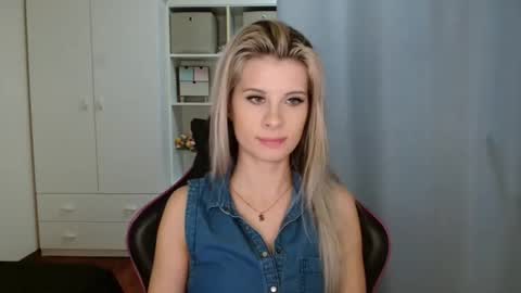 Snapshot of kristineamore chatting on 28, 2, 2026 KristineAmore online show from 28, 2, 2026