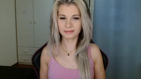 Snapshot of kristineamore chatting on 17, 3, 2026 KristineAmore online show from 17, 3, 2026