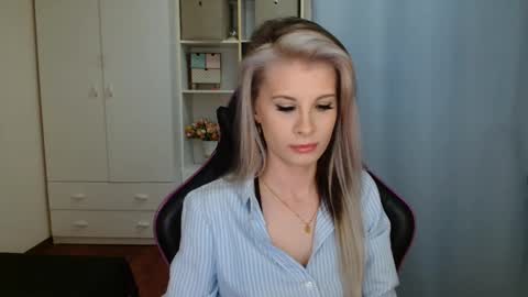 Snapshot of kristineamore chatting on 21, 3, 2026 KristineAmore online show from 21, 3, 2026