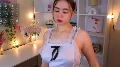 Snapshot of kristinemckerley chatting on 2, 10, 2025 Sofia online show from 2, 10, 2025