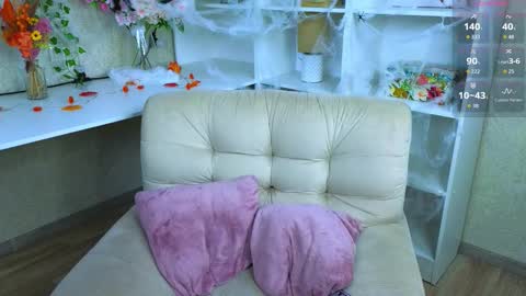 Snapshot of kristinemckerley chatting on 24, 10, 2025 Sofia online show from 24, 10, 2025