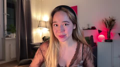 Snapshot of kristyspiritedaway chatting on 24, 12, 2024 Kristy Nip slip shady Best model on CB online show from 24, 12, 2024