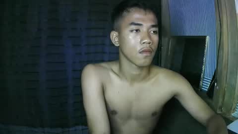 Snapshot of kritthanarkorn chatting on 15, 10, 2025 kritthanarkorn online show from 15, 10, 2025
