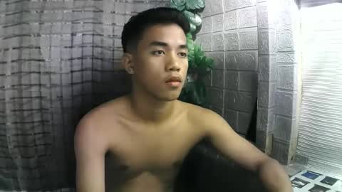 kritthanarkorn online show from 8, 11, 2025