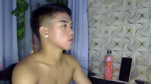 kritthanarkorn online show from 11, 5, 2026