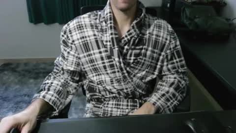 Snapshot of krocr_iras chatting on 21, 5, 2026 Lucas Edu online show from 21, 5, 2026