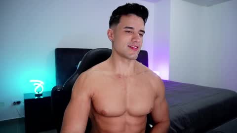 Snapshot of krops_ chatting on 19, 2, 2025 KROPS online show from 19, 2, 2025