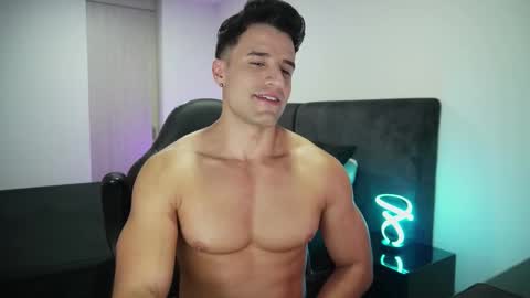 Snapshot of krops_ chatting on 28, 9, 2025 KROPS online show from 28, 9, 2025