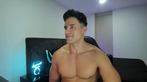 Snapshot of krops_ chatting on 9, 10, 2025 KROPS online show from 9, 10, 2025