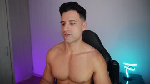 Snapshot of krops_ chatting on 25, 6, 2026 KROPS online show from 25, 6, 2026