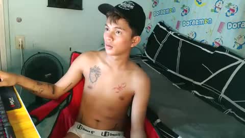 Snapshot of krunoxx chatting on 4, 4, 2026 clarence online show from 4, 4, 2026