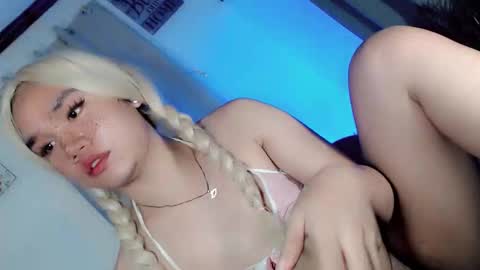 Snapshot of kryplialoveyou chatting on 9, 1, 2026 kryplialoveyou online show from 9, 1, 2026