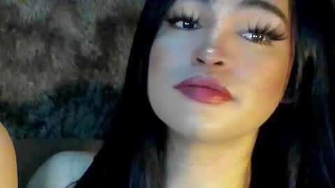 Snapshot of krystal_angel chatting on 23, 10, 2025 krystal_angel online show from 23, 10, 2025