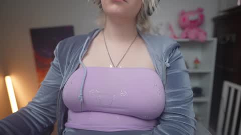 Krystal Syx online show from 10, 1, 2025