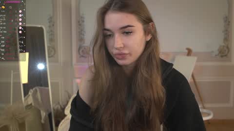 Snapshot of kseha_cute chatting on 6, 1, 2025 Ksesha online show from 6, 1, 2025