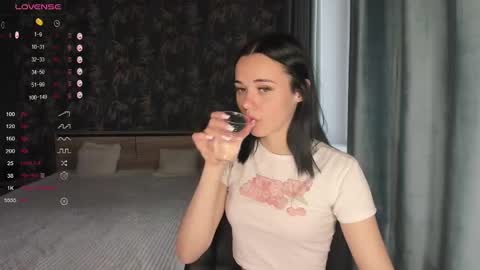 Snapshot of kseni_a chatting on 20, 9, 2025 Ksenia online show from 20, 9, 2025
