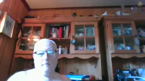Snapshot of kukken18 chatting on 28, 10, 2025 Kukken18 online show from 28, 10, 2025