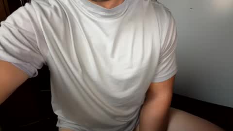 Snapshot of kungfu600 chatting on 22, 12, 2025 kungfu600 online show from 22, 12, 2025