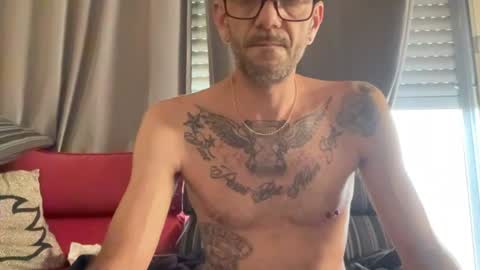 Snapshot of kuniking35 chatting on 26, 6, 2026 kuniking35 online show from 26, 6, 2026