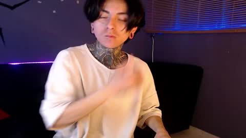 Snapshot of kuregari_xs chatting on 21, 10, 2025 kuregari_xs online show from 21, 10, 2025