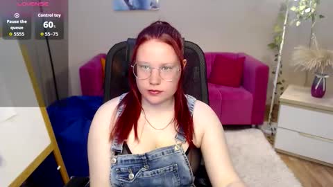 Snapshot of kuri_u chatting on 28, 3, 2026 kuri_u online show from 28, 3, 2026