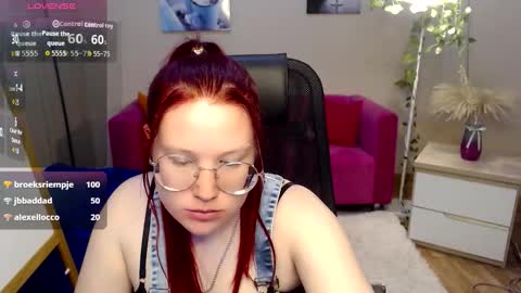 Snapshot of kuri_u chatting on 28, 3, 2026 kuri_u online show from 28, 3, 2026