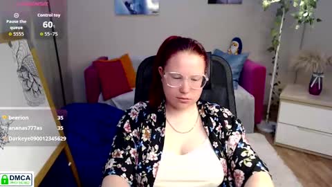 Snapshot of kuri_u chatting on 28, 5, 2026 kuri_u online show from 28, 5, 2026